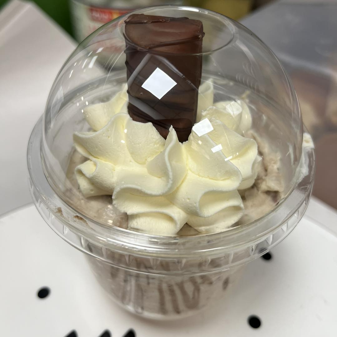 Dino’s Loanhead Kinder_Bueno
